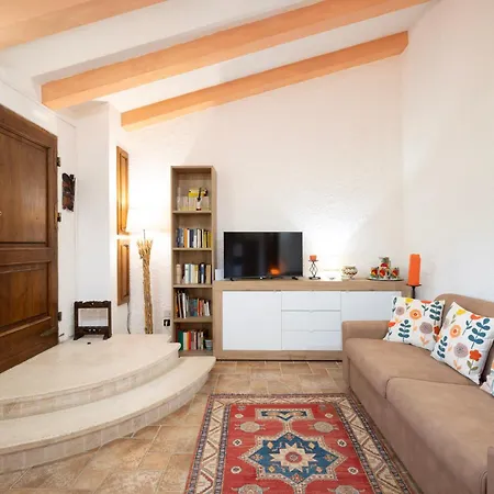 La Casa Dei Quadri * Ravi